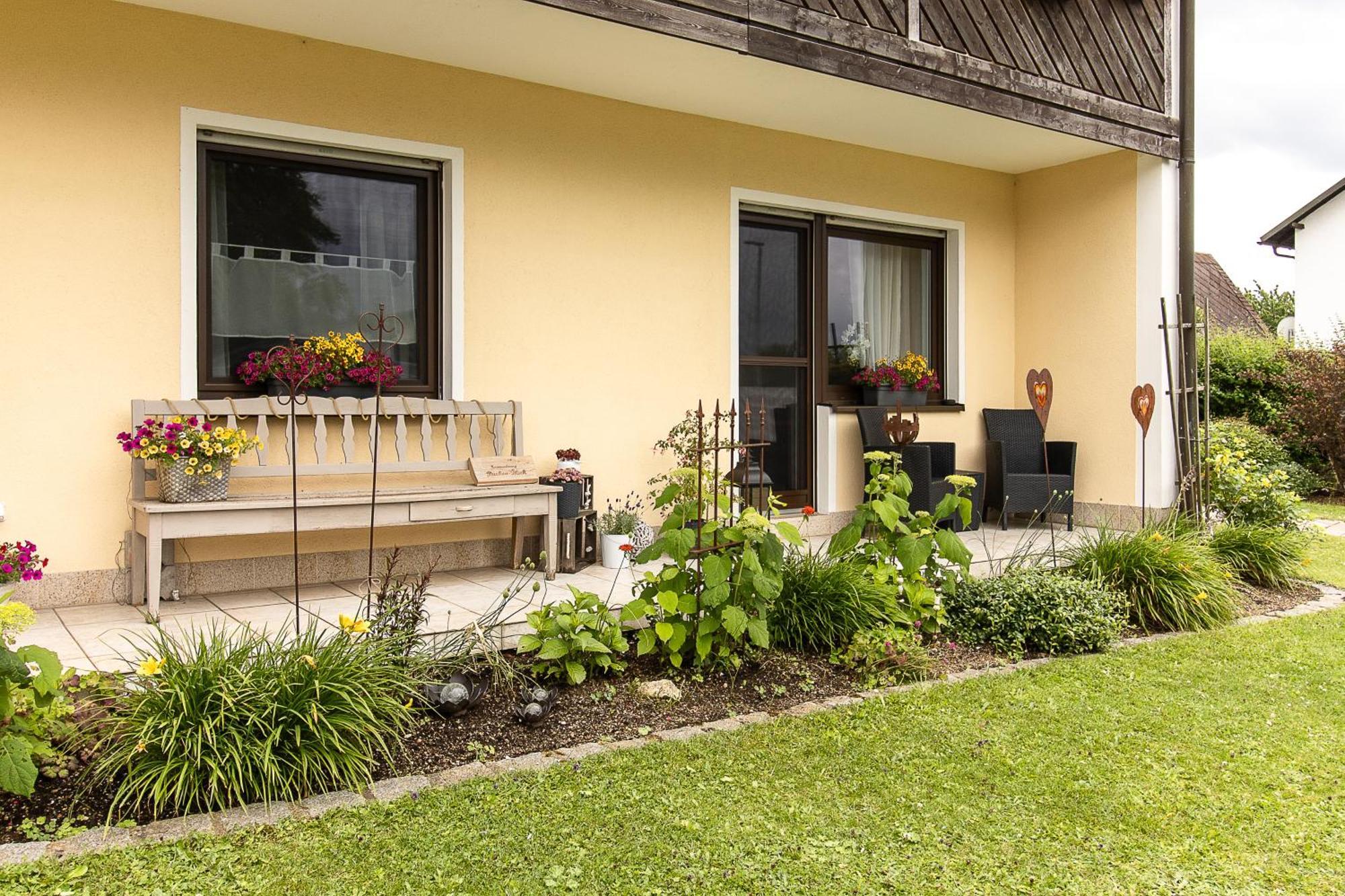 Buchen Blick - Ruhige Moderne Ferienwohnung 82Qm. Fichtelberg Exteriér fotografie